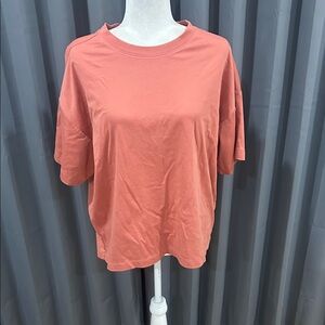 Banana Republic Coral Crewneck Short Sleeve Tee